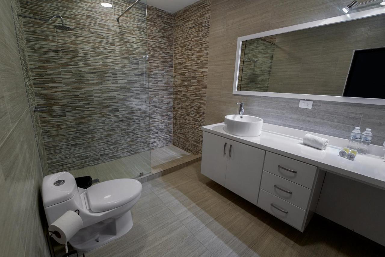 Stay Inn Hotels Рейноса Экстерьер фото
