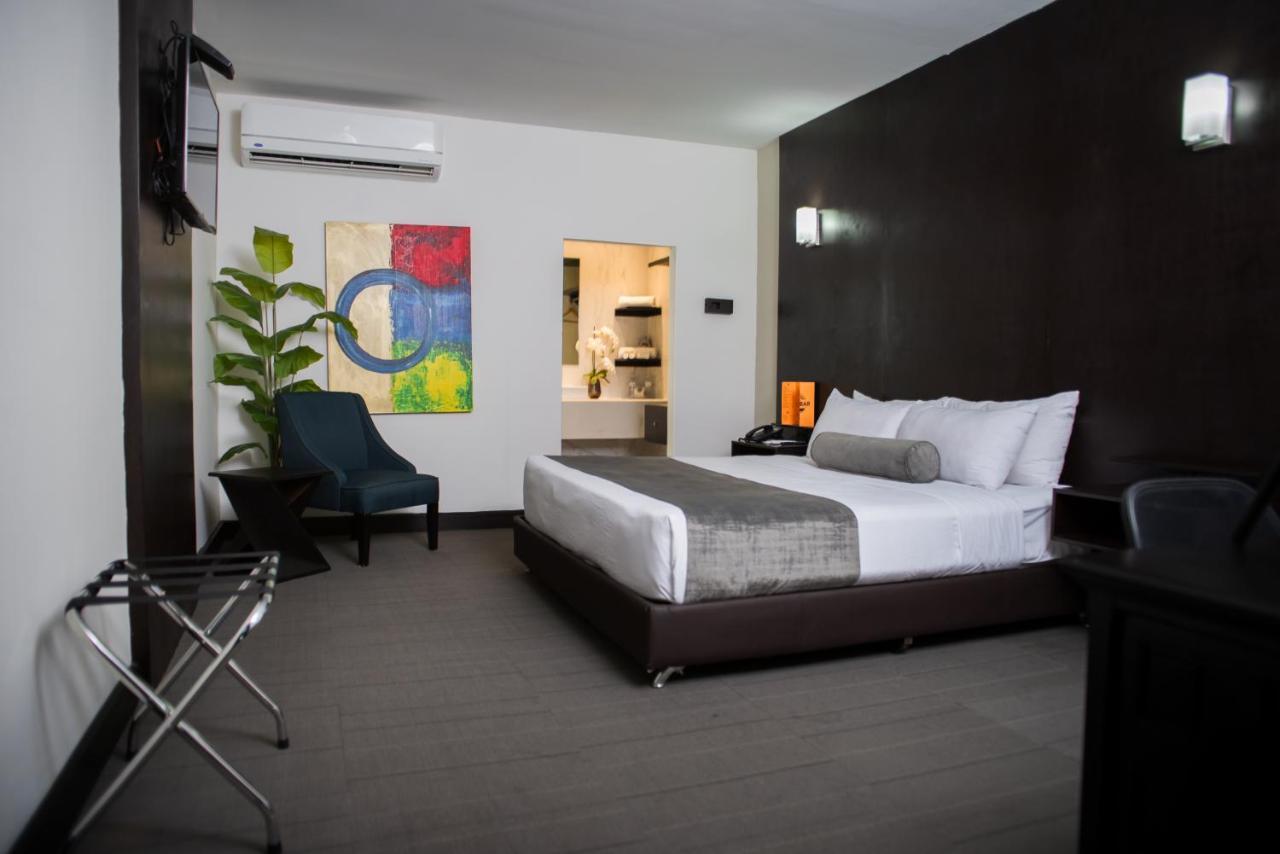 Stay Inn Hotels Рейноса Экстерьер фото